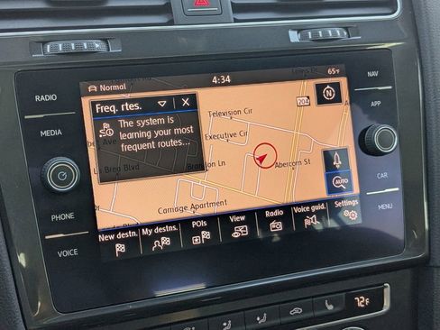 Used 2018 Volkswagen Golf Alltrack SEL image 21