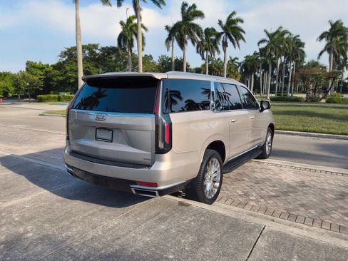 Used 2021 Cadillac Escalade ESV Premium Luxury w/ Performance Package RWD image 22