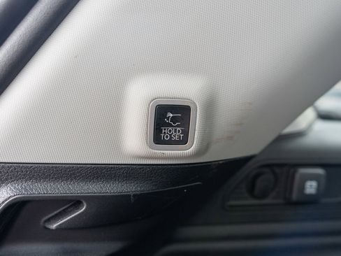 Used 2023 Jeep Grand Cherokee 4WD 4xe w/ Luxury Tech Group II image 10