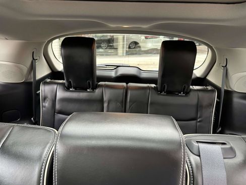 Used 2018 INFINITI QX60 Luxe w/ Deluxe Technology Package image 11