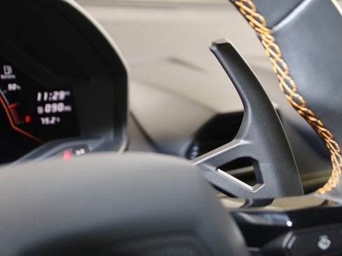 Used 2022 Lamborghini Huracan EVO image 52