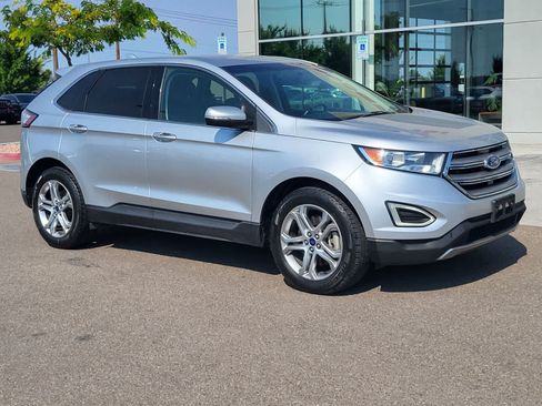 Used 2016 Ford Edge Titanium w/ Technology Package AWD/4WD image 3