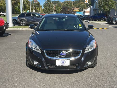 Used 2012 Volvo C70 T5 image 3