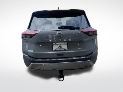 Used 2022 Nissan Rogue SL w/ SL Premium Package FWD image 4