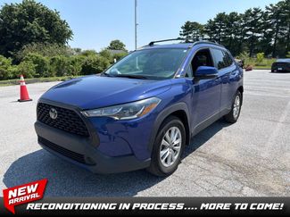 Used 2022 Toyota Corolla Cross LE AWD/4WD video 1