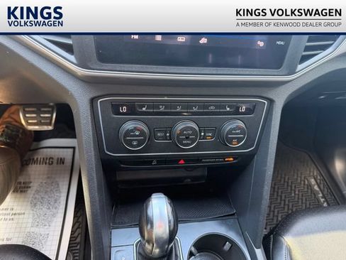 Used 2019 Volkswagen Atlas SE w/ Panoramic Sunroof Package AWD/4WD image 31