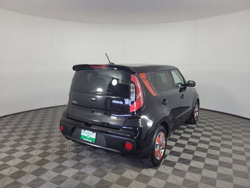 Used 2019 Kia Soul FWD image 9
