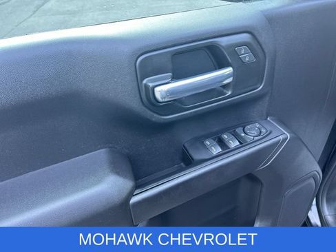 Certified 2022 Chevrolet Silverado 1500 Custom Trail Boss AWD/4WD image 23