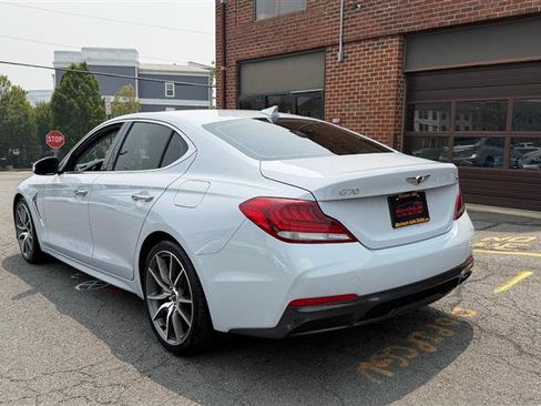Used 2020 Genesis G70 2.0T Sport RWD image 11