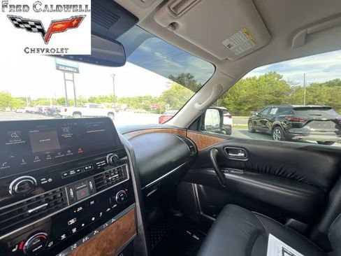 Used 2023 Nissan Armada SL RWD image 11