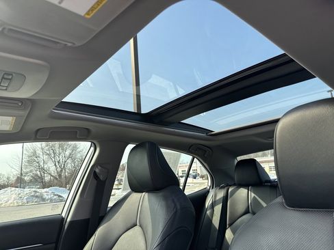 Used 2024 Toyota Camry XSE w/ Navigation Package image 22