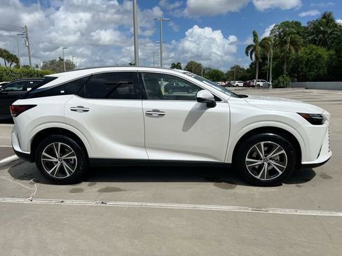 Certified 2025 Lexus RX 350 Premium w/ Accessory Package (Z1) image 8