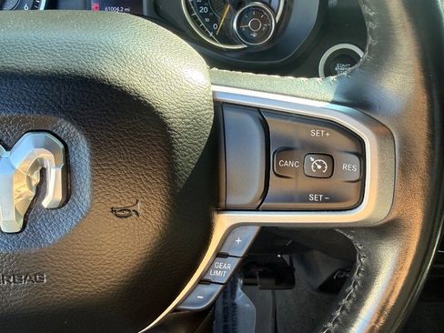 Used 2021 RAM 1500 Big Horn image 12