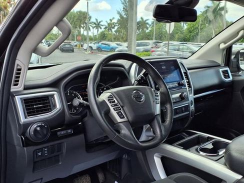 Certified 2021 Nissan Titan SV w/ SV Convenience Package image 15