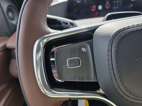 New 2026 Lincoln Navigator Reserve image 13