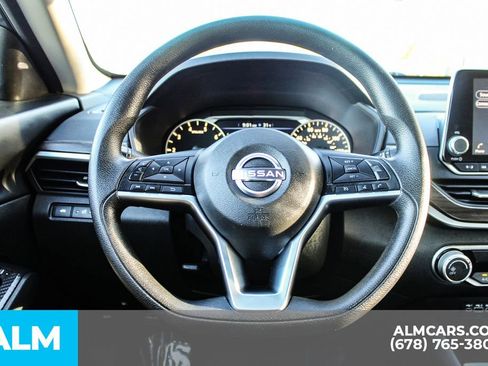 Used 2024 Nissan Altima 2.5 SV image 22