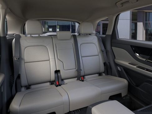 New 2026 Lincoln Corsair Premiere image 11