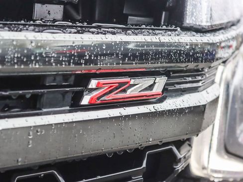 Used 2021 Chevrolet Tahoe Z71 image 13