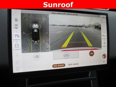 Used 2025 Land Rover Range Rover Evoque Dynamic SE image 14