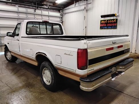 Used 1995 Ford F150 2WD Regular Cab image 6