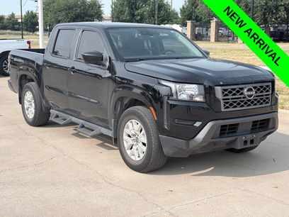 Used 2022 Nissan Frontier SV w/ Technology Package