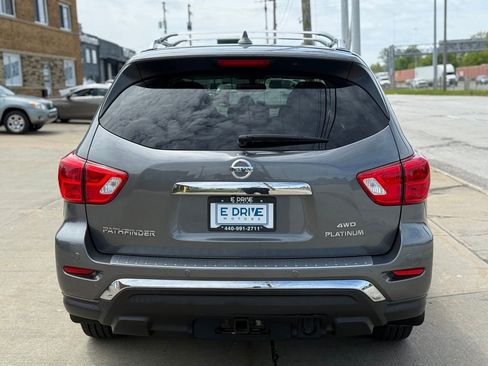 Used 2019 Nissan Pathfinder Platinum AWD/4WD image 8