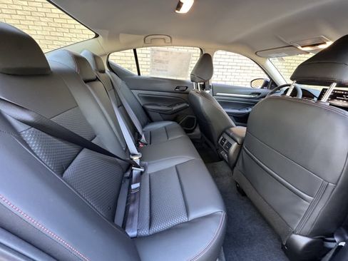 New 2026 Nissan Altima 2.5 SR FWD image 9