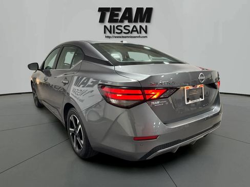 Used 2024 Nissan Sentra SV image 4