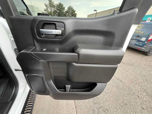 Used 2022 Chevrolet Silverado 1500 Custom w/ Safety Confidence Package AWD/4WD image 13