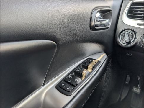 Used 2016 Dodge Journey Crossroad FWD image 18