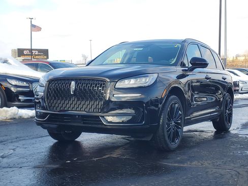 New 2026 Lincoln Corsair Premiere image 2