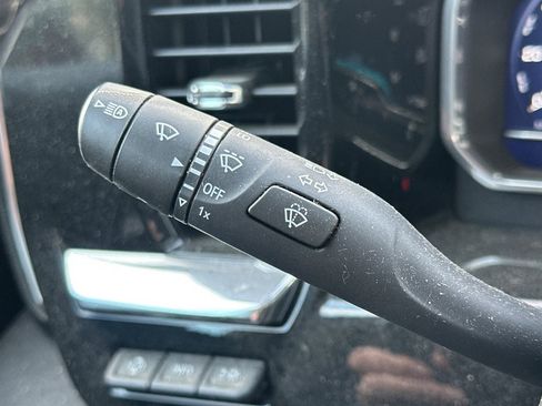 Used 2023 Chevrolet Silverado 1500 High Country w/ High Country Premium Package image 35