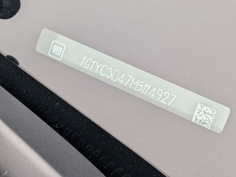 Used 2021 Chevrolet Corvette Stingray Premium Conv w/ Z51 Performance Package image 37