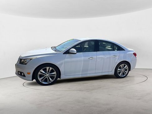 Used 2014 Chevrolet Cruze LTZ w/ RS Package FWD image 3