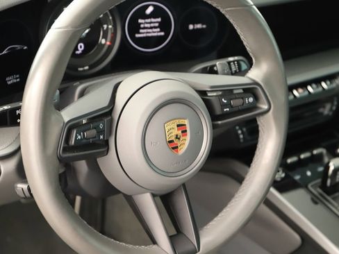 Used 2020 Porsche 911 Carrera RWD image 23
