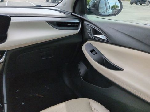 Used 2024 Buick Encore GX Sport Touring w/ Black Roof Package FWD image 17