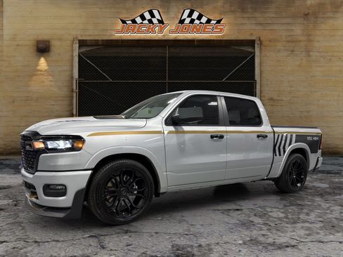 New 2026 RAM 1500 Big Horn AWD/4WD image 1