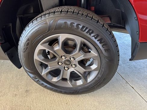 Used 2023 Ford Maverick XLT image 38