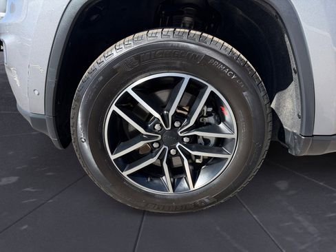 Used 2021 Jeep Grand Cherokee Trailhawk w/ Trailhawk Luxury Group image 14