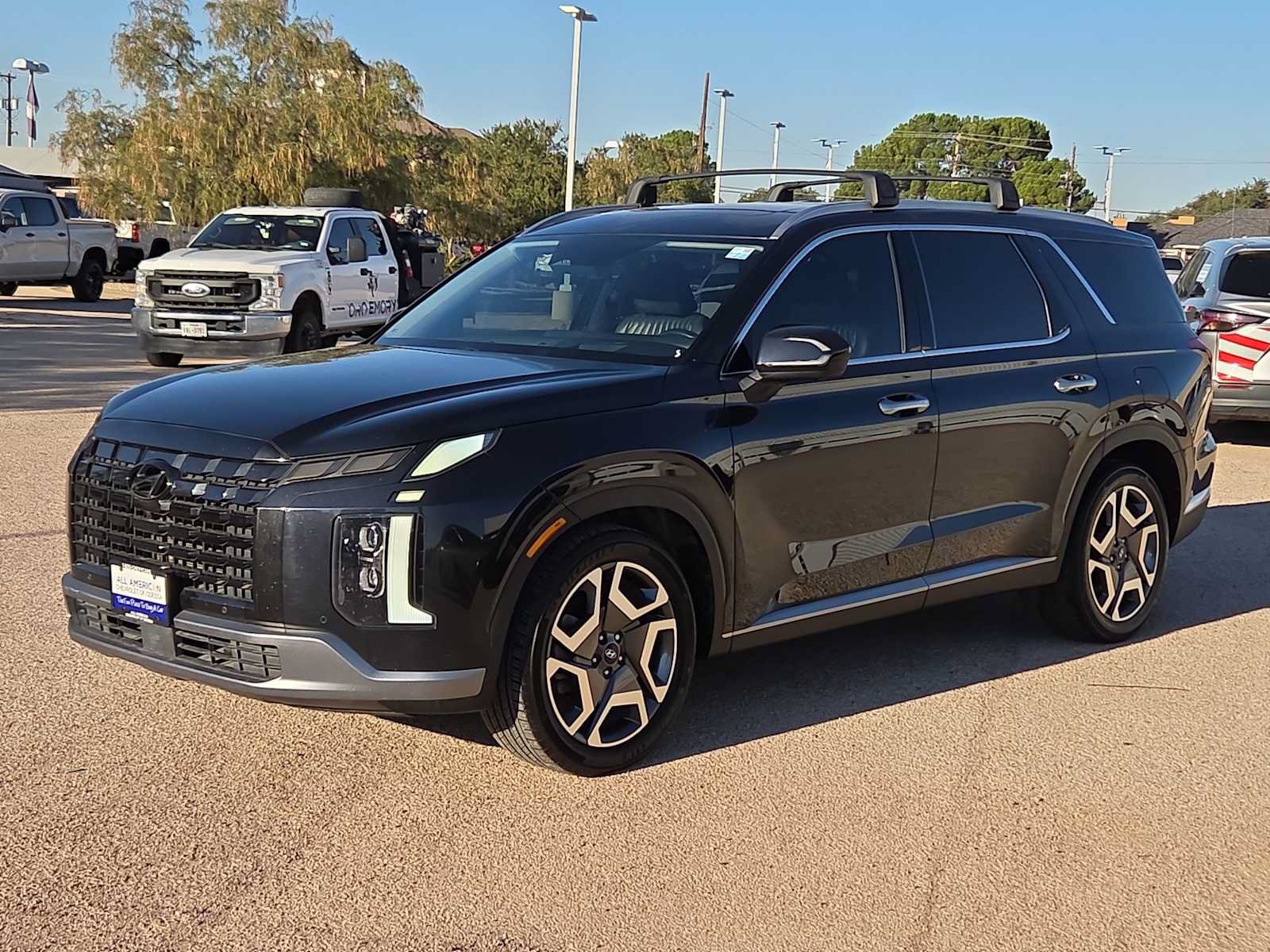 Used 2023 Hyundai Palisade Limited FWD image 4