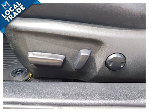 Used 2016 Toyota Camry SE FWD image 16