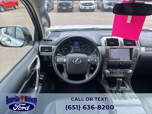 Used 2015 Lexus GX 460 image 11