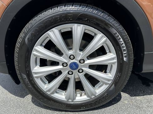 Used 2017 Ford Escape Titanium FWD image 73