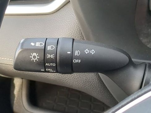 Used 2019 Toyota RAV4 XLE w/ Convenience Package image 30