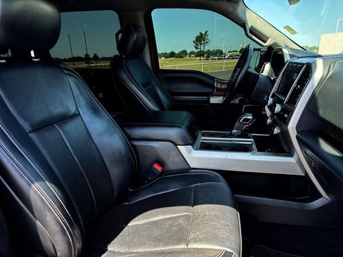 Used 2019 Ford F150 Lariat w/ Equipment Group 502A Luxury AWD/4WD image 24