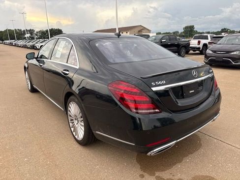Used 2019 Mercedes-Benz S 560 4MATIC Sedan image 5
