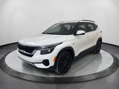 Used 2023 Kia Seltos EX