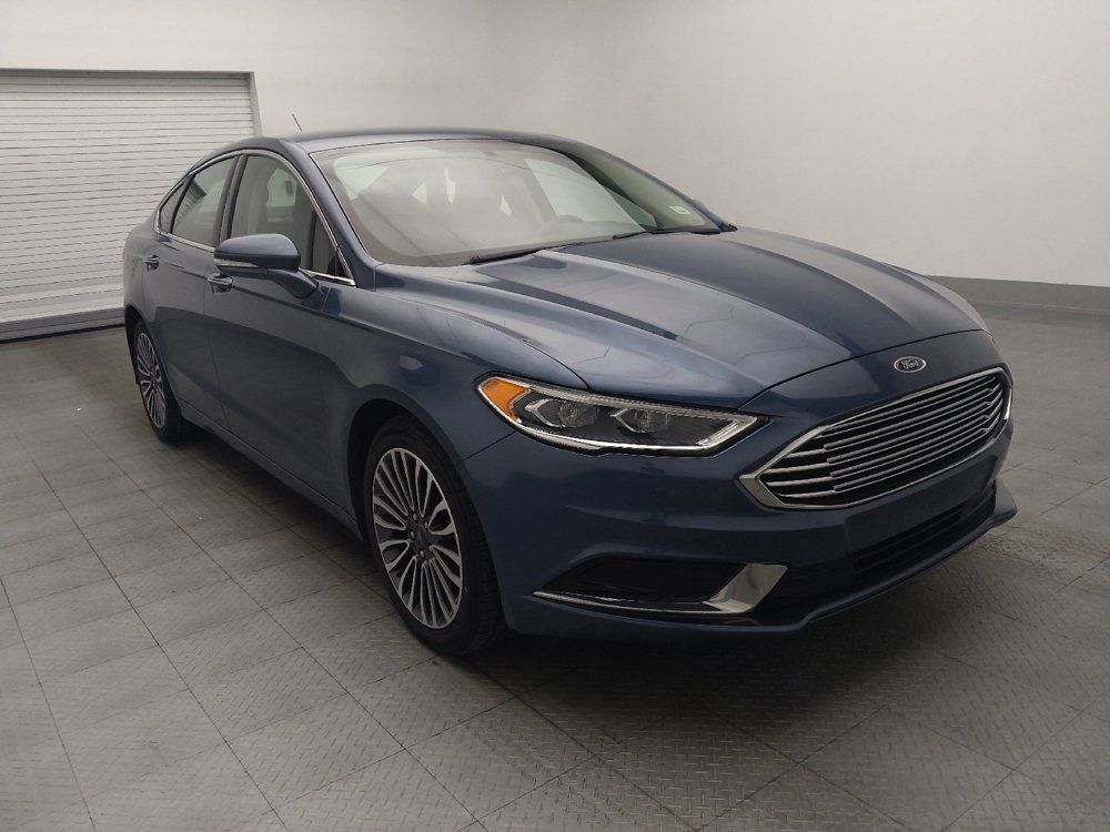 Used 2018 Ford Fusion SE w/ Fusion SE Technology Package FWD image 13
