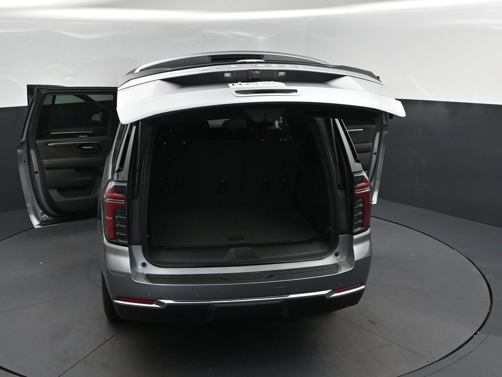 New 2026 Chevrolet Suburban LS RWD image 49