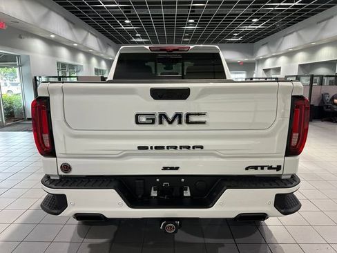 New 2025 GMC Sierra 1500 AT4 w/ Technology Package image 6